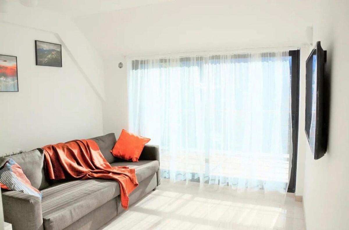 Ferienwohnung Nido, Atico Terraza Y Parking En El Centro De Escaldes Exterior foto