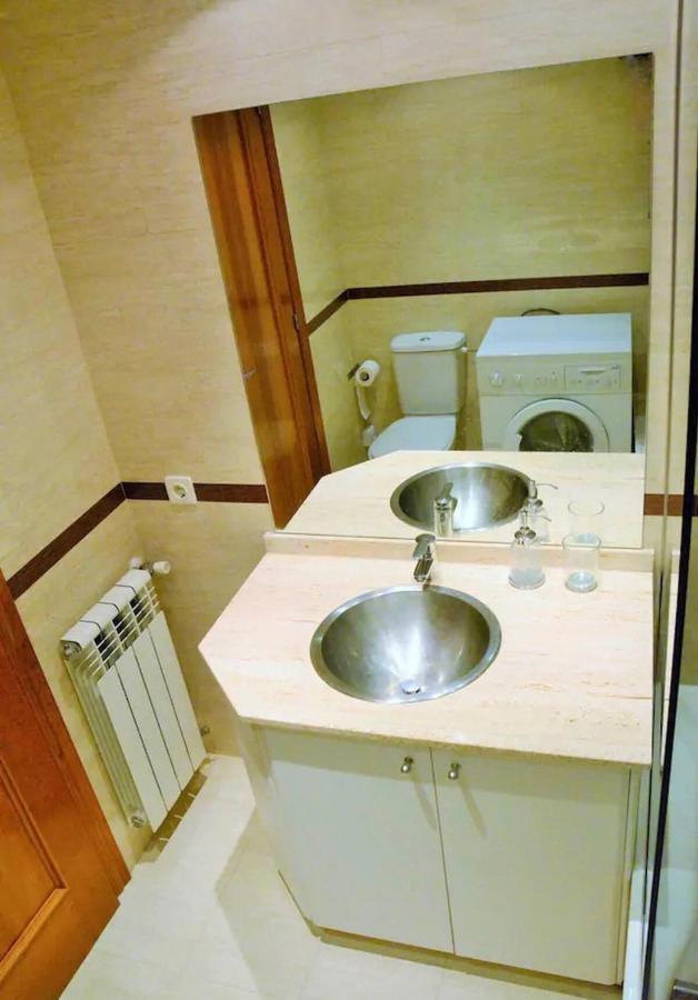 Ferienwohnung Nido, Atico Terraza Y Parking En El Centro De Escaldes Exterior foto
