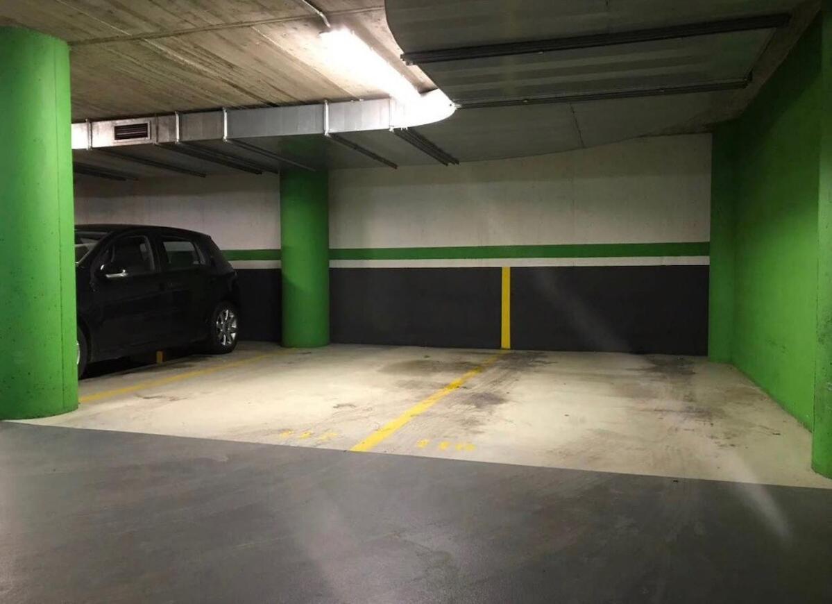 Ferienwohnung Nido, Atico Terraza Y Parking En El Centro De Escaldes Exterior foto